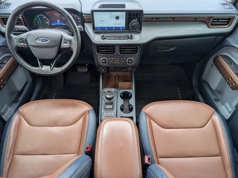 Used 2022 Ford Maverick Lariat w/ Lariat Luxury Package FWD image 5