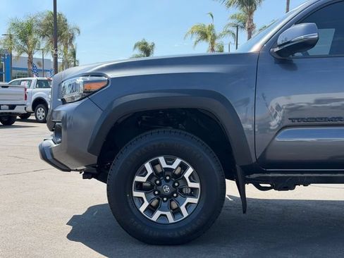 Used 2023 Toyota Tacoma TRD Off-Road AWD/4WD image 22