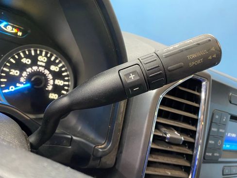 Used 2015 Ford F150 XLT w/ Equipment Group 301A Mid image 24