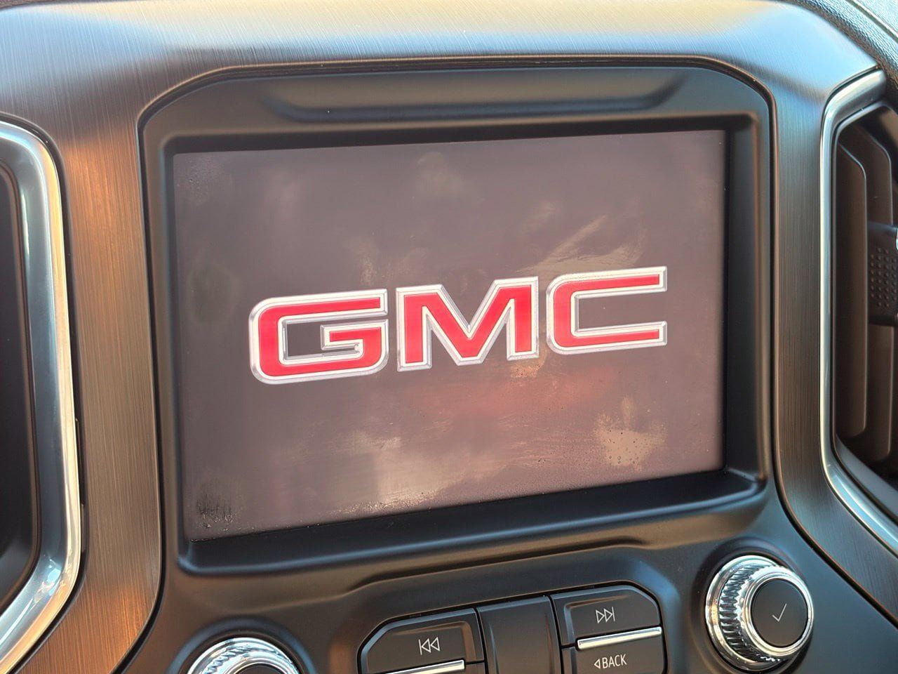 Used 2021 GMC Sierra 1500 AT4 w/ AT4 Value Package AWD/4WD image 21