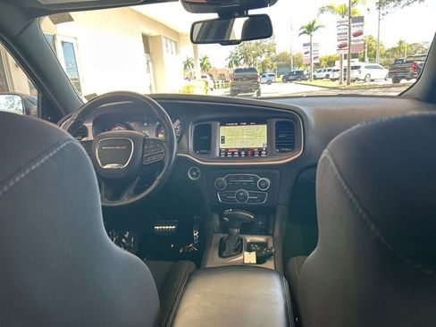Used 2022 Dodge Charger R/T w/ Blacktop Package image 34