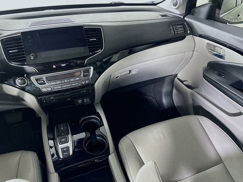 Used 2021 Honda Pilot Touring image 20