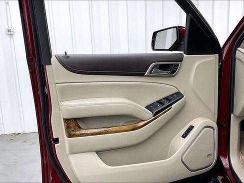 Used 2016 GMC Yukon XL Denali w/ Open Road Package AWD/4WD image 21