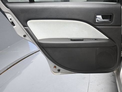 Used 2008 Mercury Milan FWD image 20