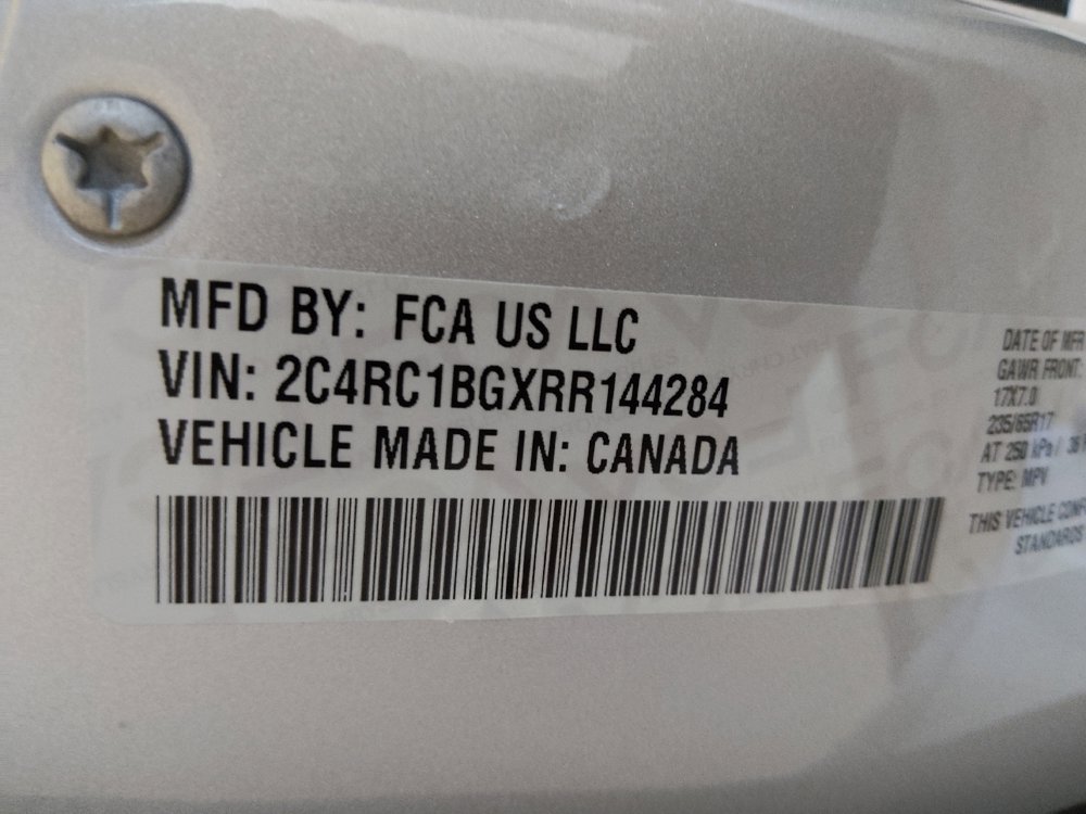 Used 2024 Chrysler Pacifica Touring-L FWD image 33