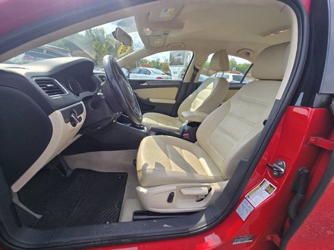 Used 2014 Volkswagen Jetta TDI FWD image 31