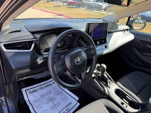 Used 2024 Toyota Corolla LE image 12