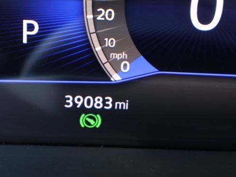 Certified 2023 Volkswagen Jetta SE image 2