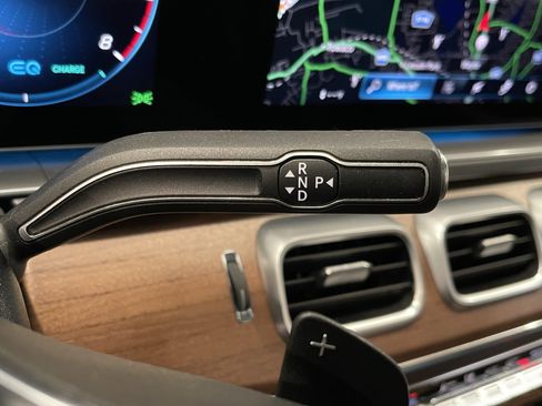 Used 2022 Mercedes-Benz GLS 450 4MATIC image 19