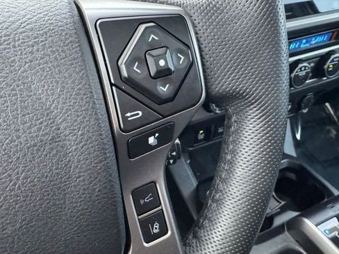 Certified 2022 Toyota Tacoma Limited AWD/4WD image 28