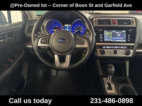 Used 2016 Subaru Outback 2.5i Limited AWD/4WD image 17