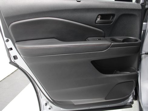Used 2023 Honda Passport TrailSport image 15