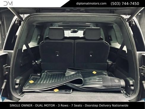 Used 2025 Rivian R1S Adventure AWD/4WD image 50