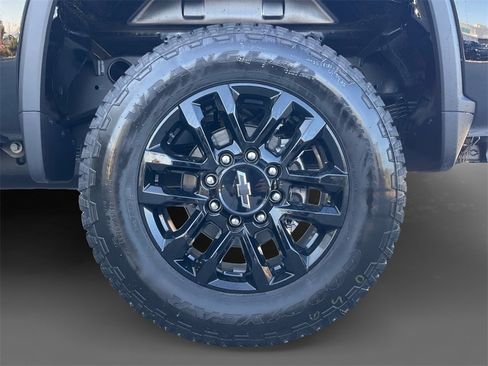 New 2026 Chevrolet Silverado 2500 Custom w/ Custom Value Package image 8