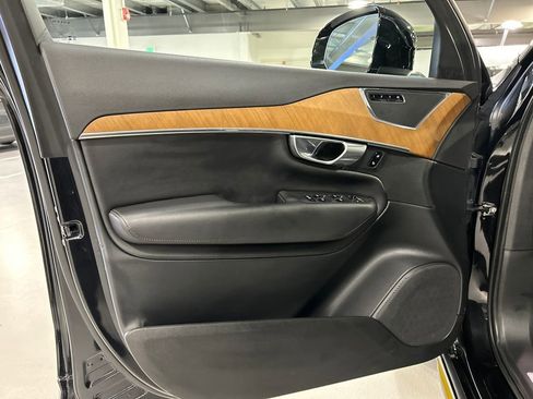 Certified 2023 Volvo XC90 B5 Plus w/ Protection Package AWD/4WD image 9