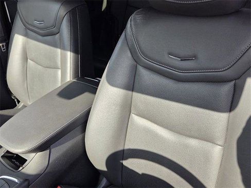 Certified 2025 Cadillac XT5 Premium Luxury image 16