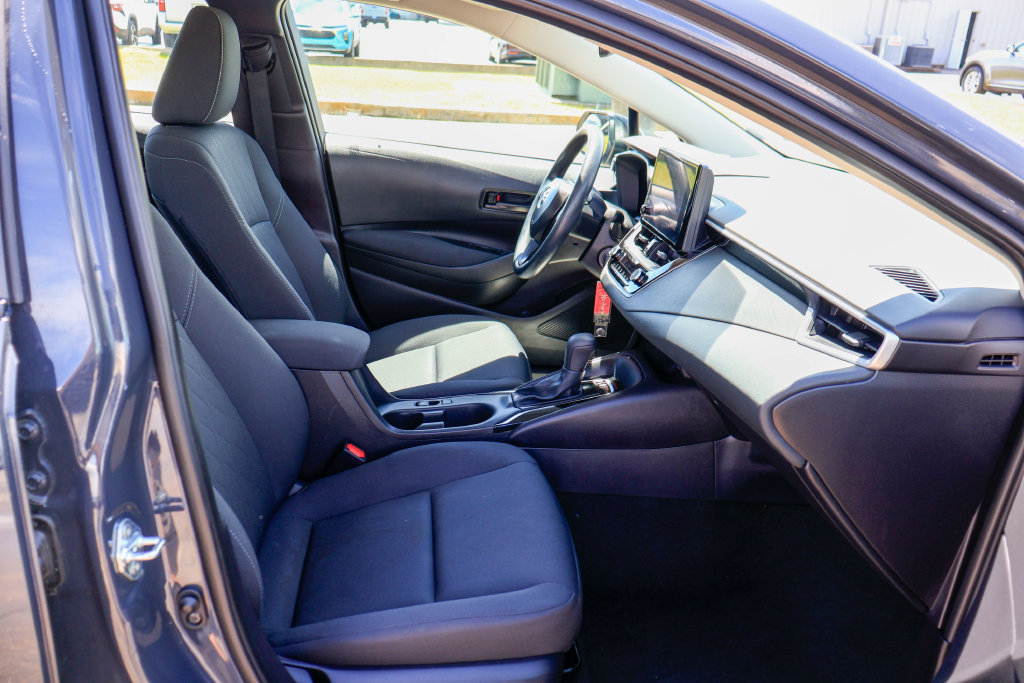 Used 2026 Toyota Corolla LE FWD image 10