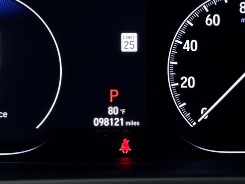 Used 2018 Honda Accord EX image 34
