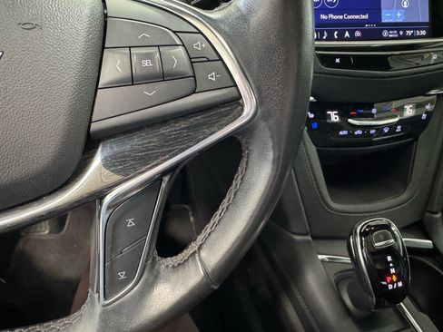 Used 2022 Cadillac XT5 Premium Luxury w/ Technology Package AWD/4WD image 28