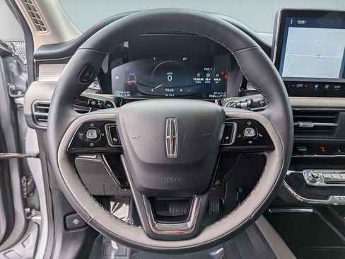 Certified 2023 Lincoln Corsair AWD w/ Equipment Group 101A image 17