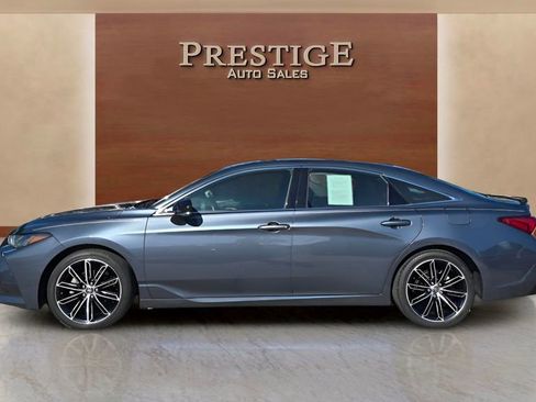 Used 2020 Toyota Avalon Touring w/ Advanced Safety Package image 61