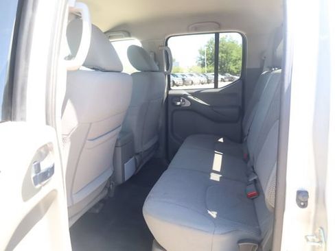 Used 2019 Nissan Frontier SV RWD image 20