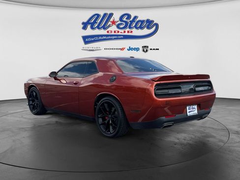 Used 2021 Dodge Challenger GT RWD image 5
