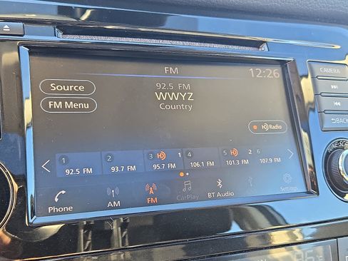 Used 2019 Nissan Rogue Sport SL w/ Premium Package image 19