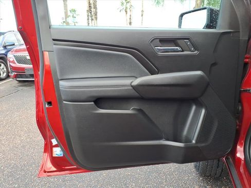 Used 2024 GMC Canyon Elevation w/ Convenience Package image 18