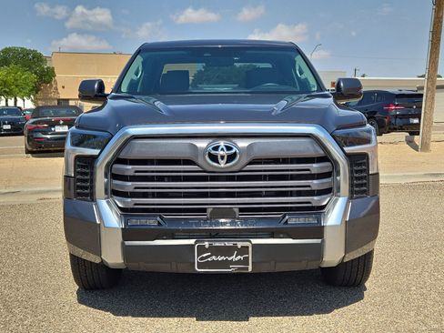 Used 2023 Toyota Tundra Limited w/ Power Package AWD/4WD image 10