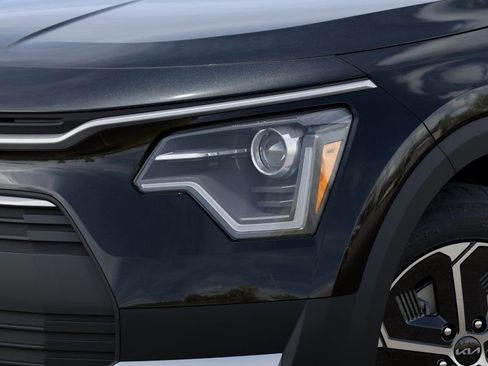 New 2026 Kia Niro LX FWD image 10
