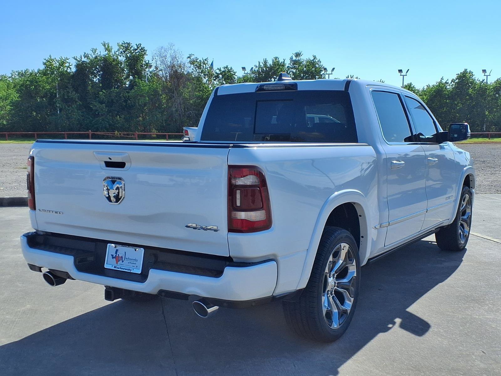 Used 2024 RAM 1500 Limited AWD/4WD image 5