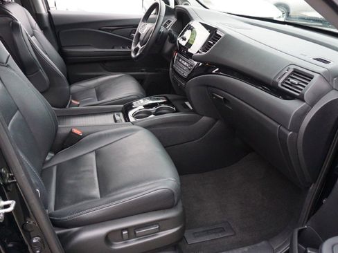Used 2019 Honda Pilot Elite image 13