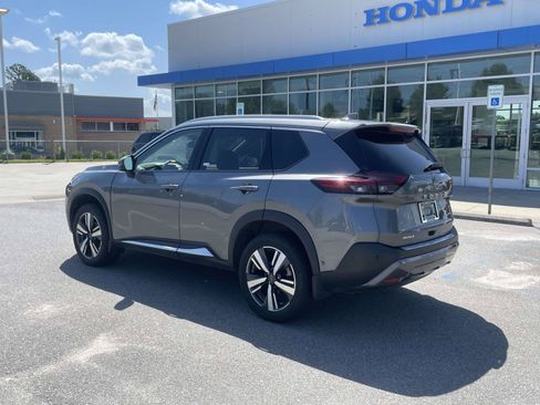 Used 2023 Nissan Rogue SL w/ SL Premium Package AWD/4WD image 4