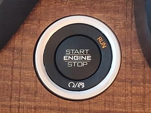 Used 2023 RAM 1500 Limited image 22