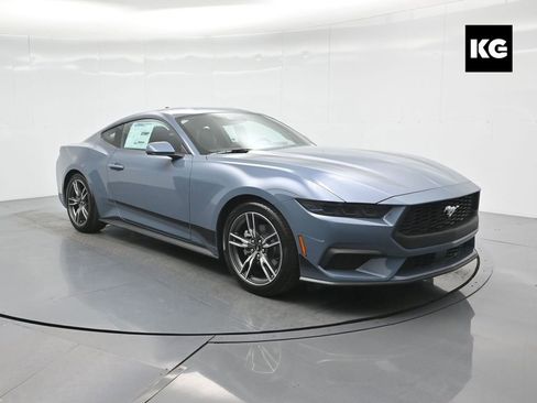 New 2025 Ford Mustang Coupe image 1