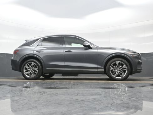 Used 2022 Genesis GV70 2.5T w/ Select Package image 32