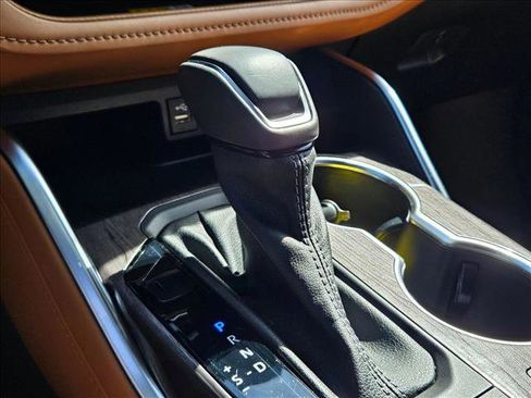 Used 2023 Toyota Highlander Platinum image 14