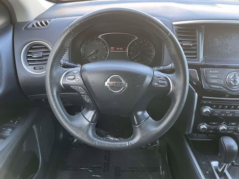 Used 2017 Nissan Pathfinder SV w/ Trailer Tow Package image 23