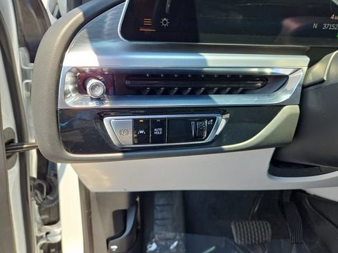 Certified 2024 Cadillac Lyriq Sport RWD image 18