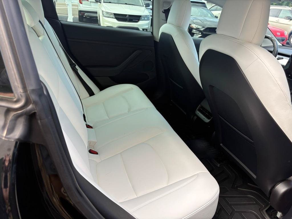 Used 2022 Tesla Model 3 Performance AWD/4WD image 12