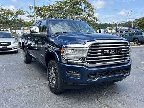 Used 2024 RAM 2500 Limited w/ Safety Group AWD/4WD image 2