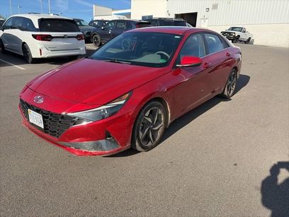 Used 2022 Hyundai Elantra SEL w/ Convenience + Premium Package