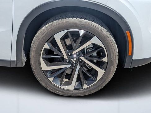 Used 2024 Mitsubishi Outlander SE image 11