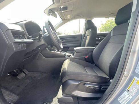 Used 2023 Honda CR-V LX image 13