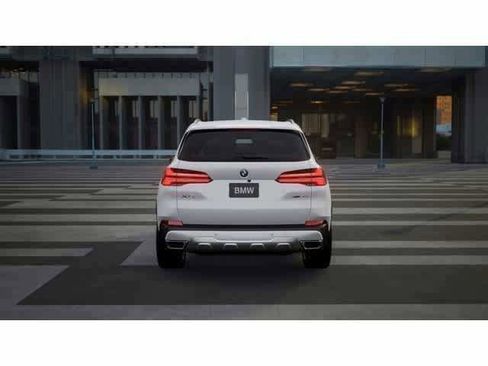 Used 2026 BMW X5 xDrive40i AWD/4WD image 5