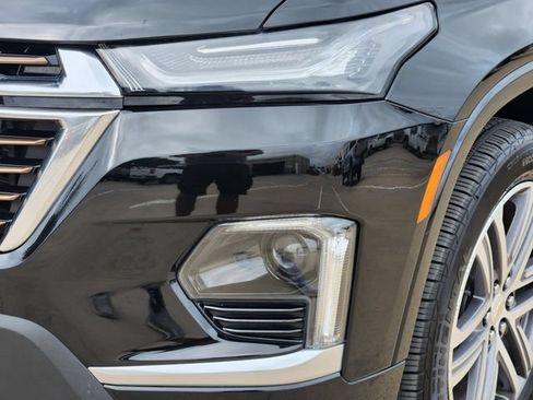 Used 2024 Chevrolet Traverse High Country FWD image 17