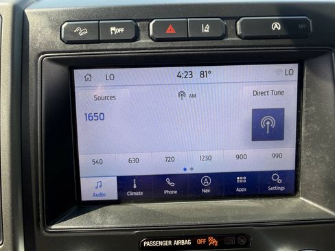 Used 2020 Ford Expedition XLT w/ Equipment Group 202A AWD/4WD image 20