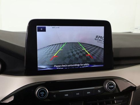 Used 2022 Ford Escape SE image 6