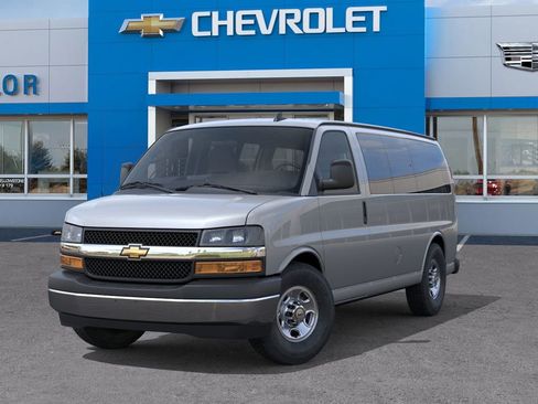 New 2025 Chevrolet Express 3500 LT w/ LT Preferred Equipment Group RWD image 6